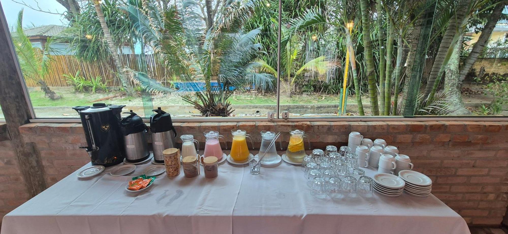 Pris Hotel Barequecaba Bagian luar foto