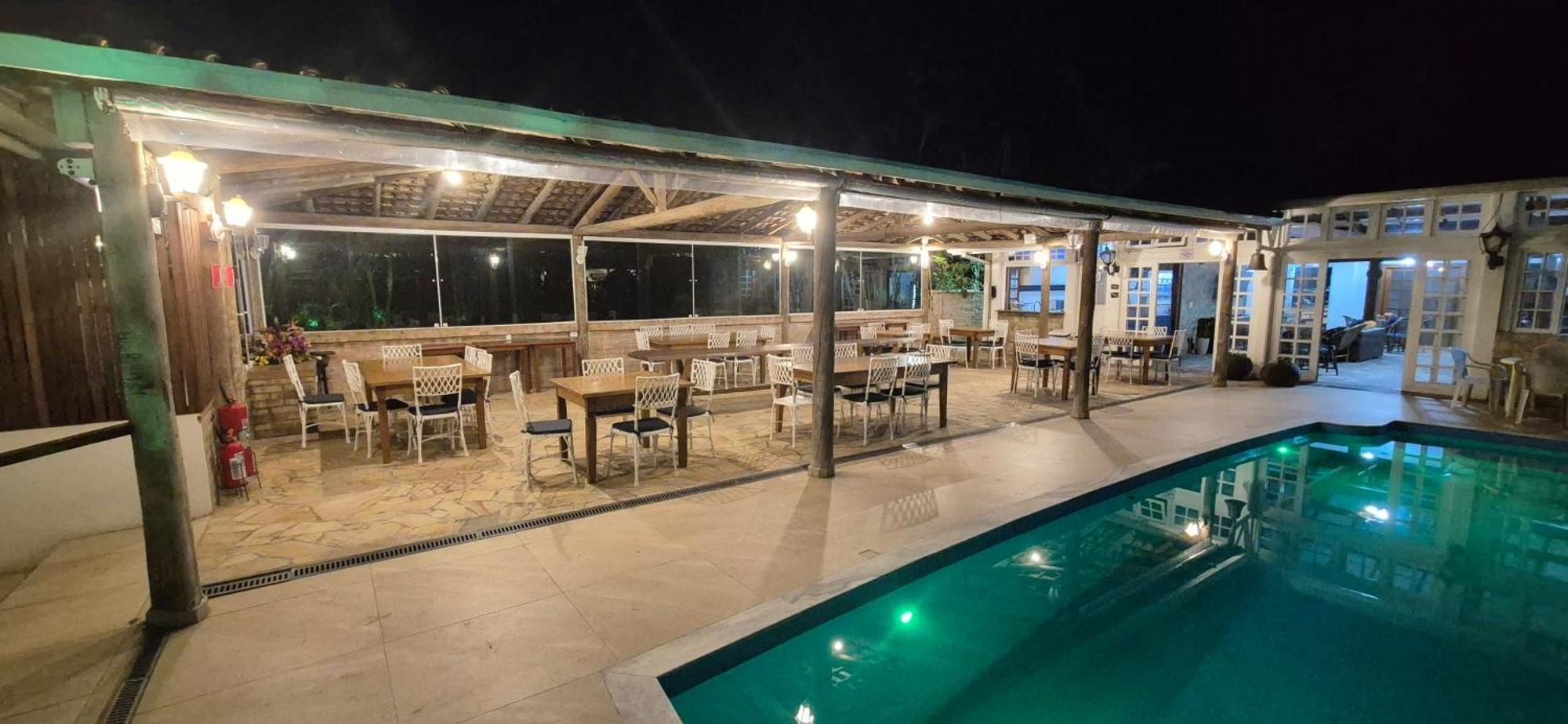 Pris Hotel Barequecaba Bagian luar foto