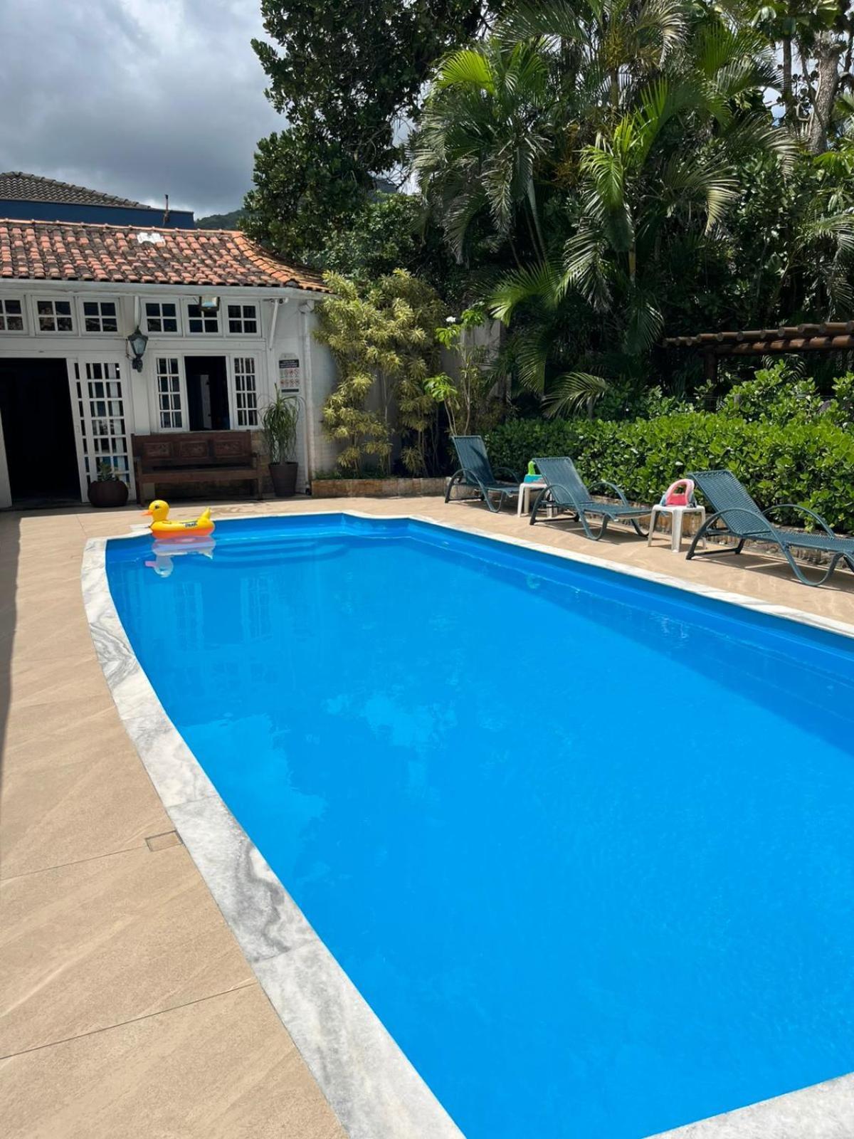 Pris Hotel Barequecaba Bagian luar foto